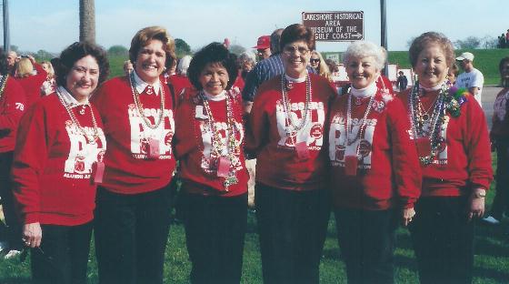 graduatesof1952mardigras2000web.jpg